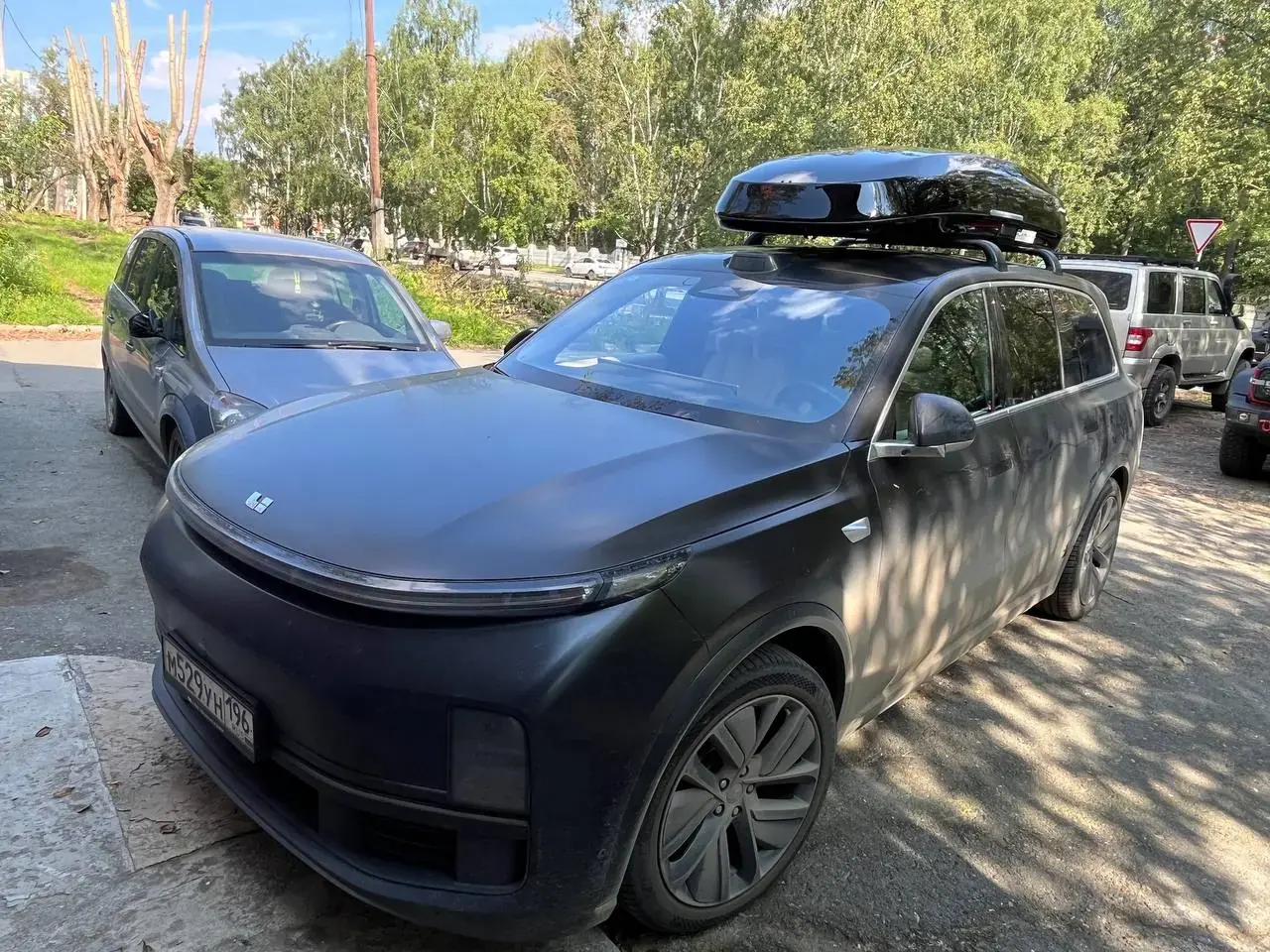 Установка автобокса ENROAD на Lixiang L9 в магазине Бага
